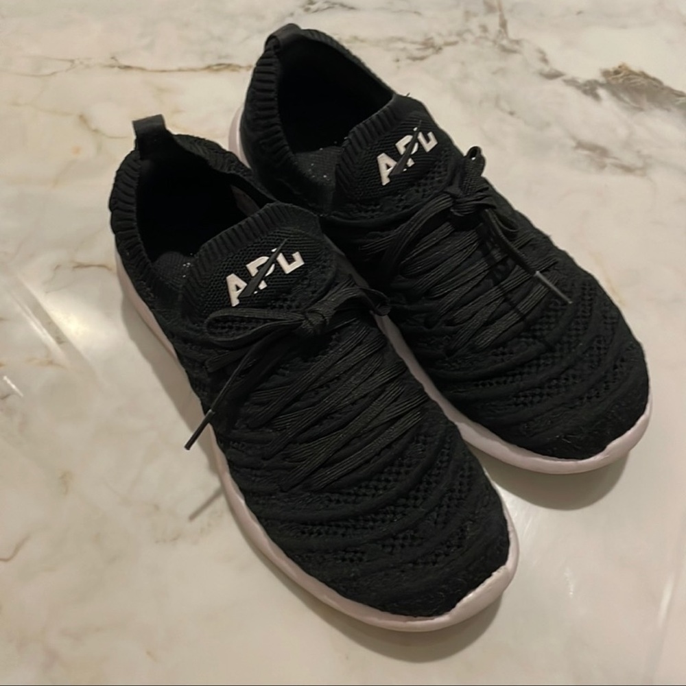 Apl Techloom Wave Sneaker View 3